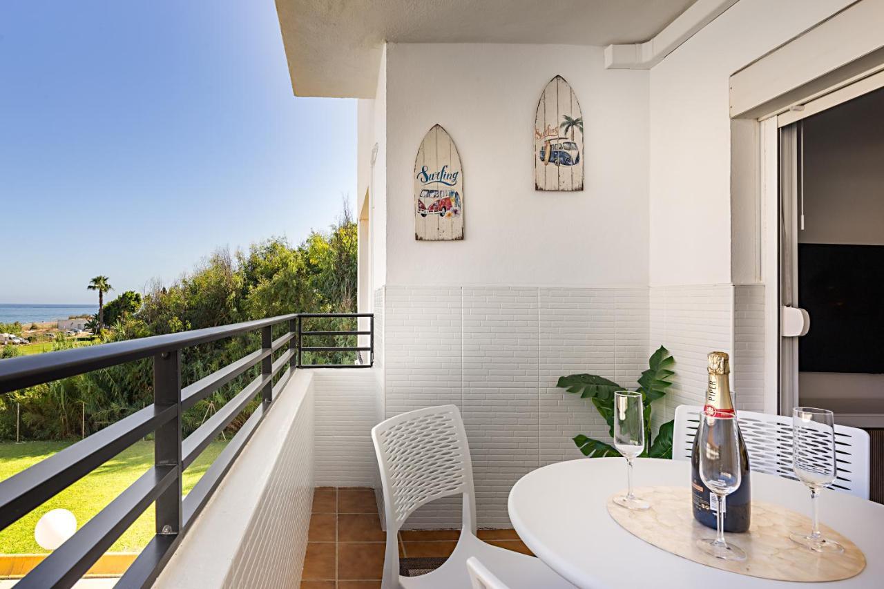 Relax At Premium Beach Flat - Aldea Beach Манилва Екстериор снимка